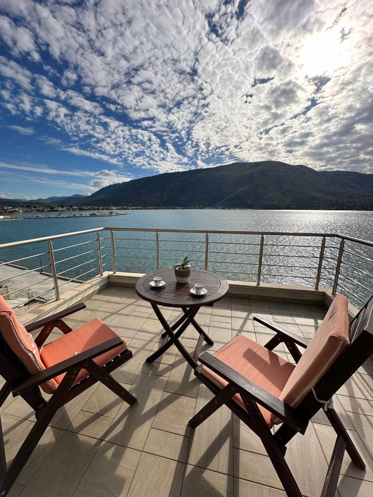 Ocean Views Apartment Plataria Exterior foto