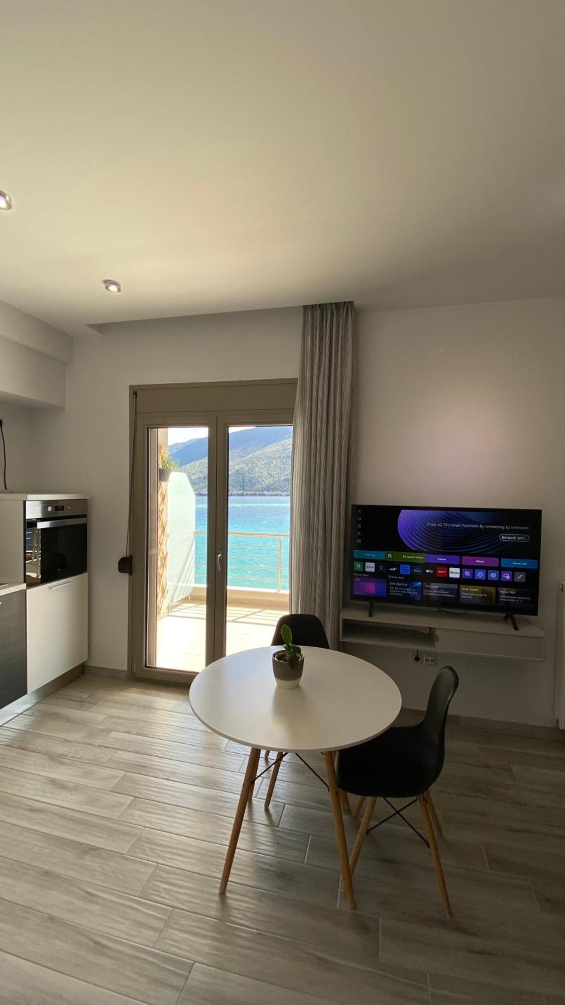 Ocean Views Apartment Plataria Exterior foto